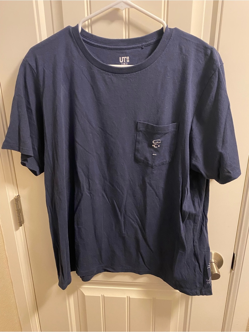 UT Uniqlo XL Shirt Navy Peanuts Surf Shirt Snoopy Surfing Short Sleeve